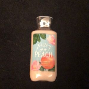 Bath and body works body lotion